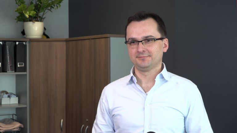 Sztuczna inteligencja rewolucjonizuje futbol. Analizuje mecz i zagrania zawodników oraz pozwala opracować strategię pod konkretnego przeciwnika